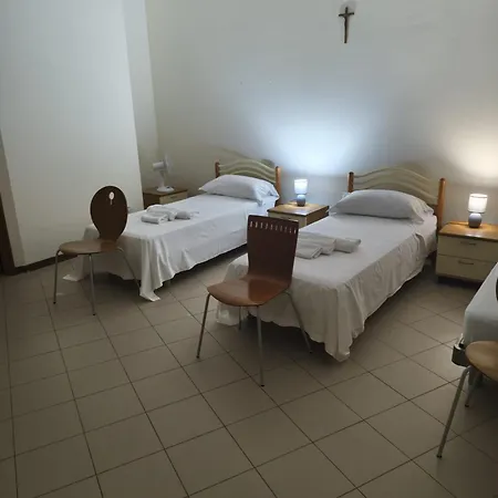 La Tenda Di Sant'angela E Accoglienza Francescana Otel Foligno